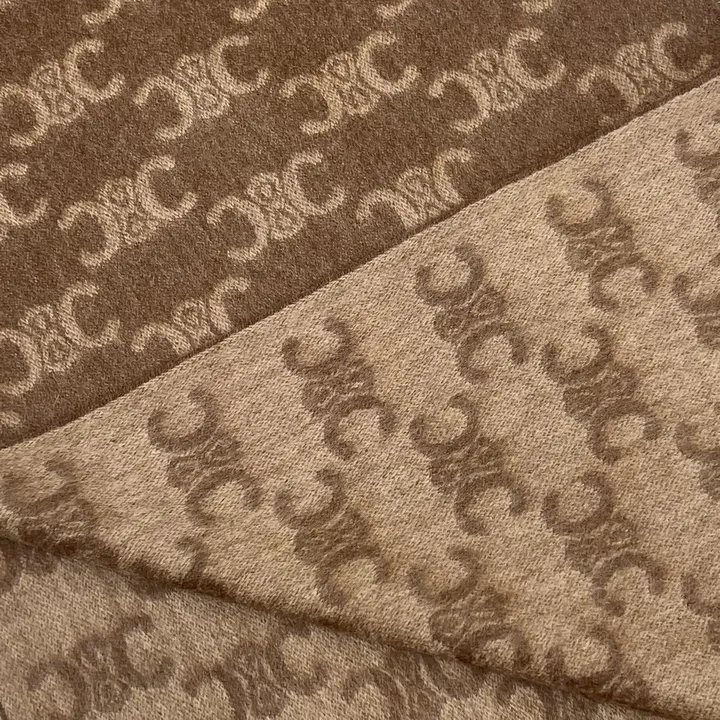 スーパーコピー セリーヌ マフラー