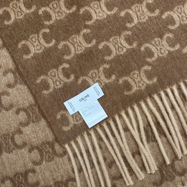 スーパーコピー セリーヌ マフラー