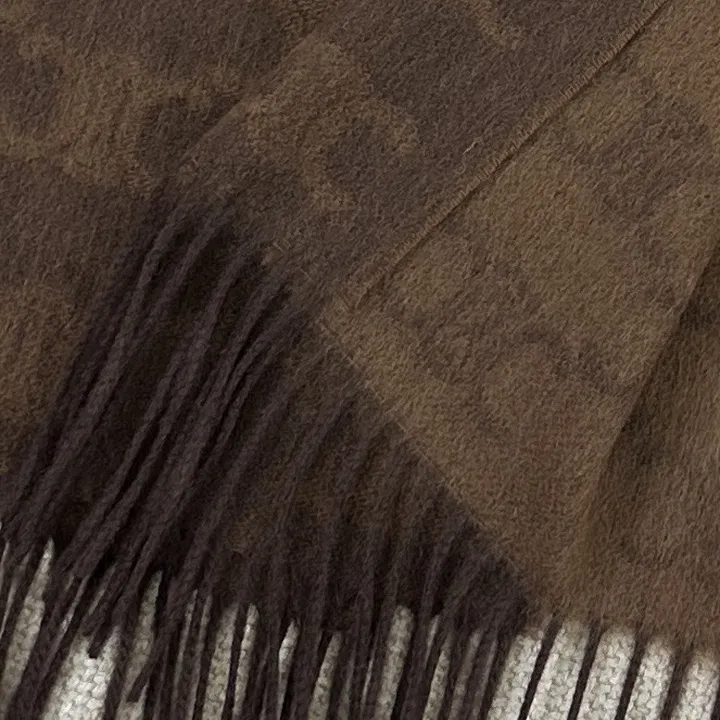 スーパーコピー セリーヌ マフラー