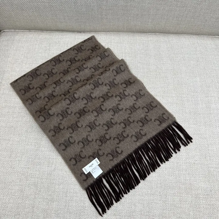 スーパーコピー セリーヌ マフラー