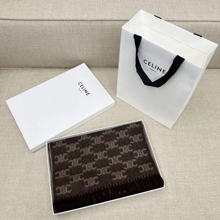 スーパーコピー セリーヌ マフラー