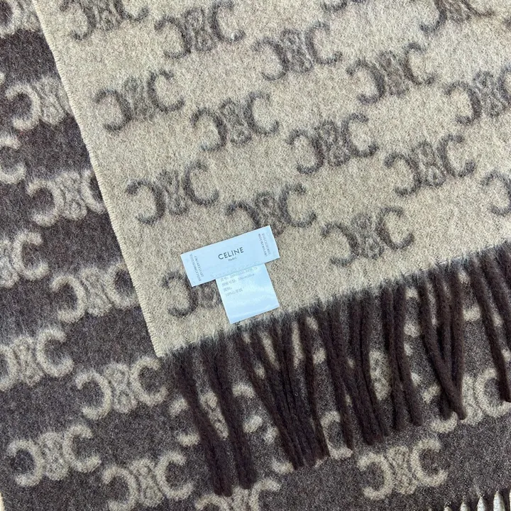 スーパーコピー セリーヌ マフラー