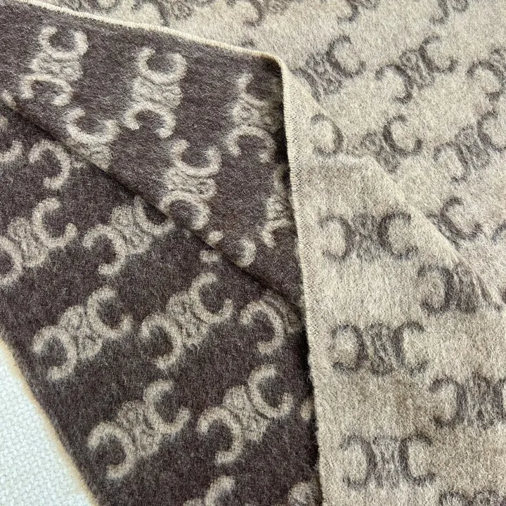 スーパーコピー セリーヌ マフラー