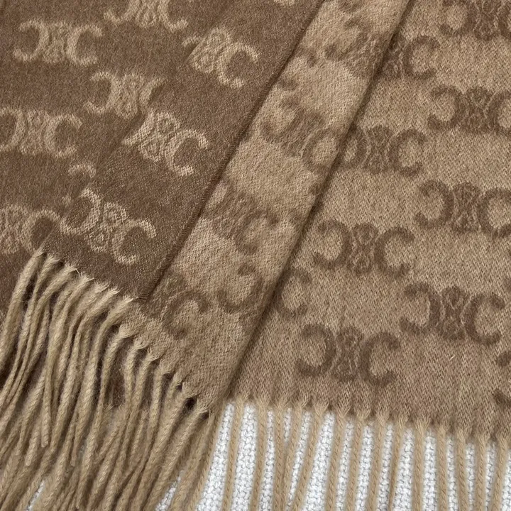 スーパーコピー セリーヌ マフラー