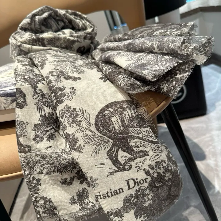 スーパーコピー ディオール マフラー