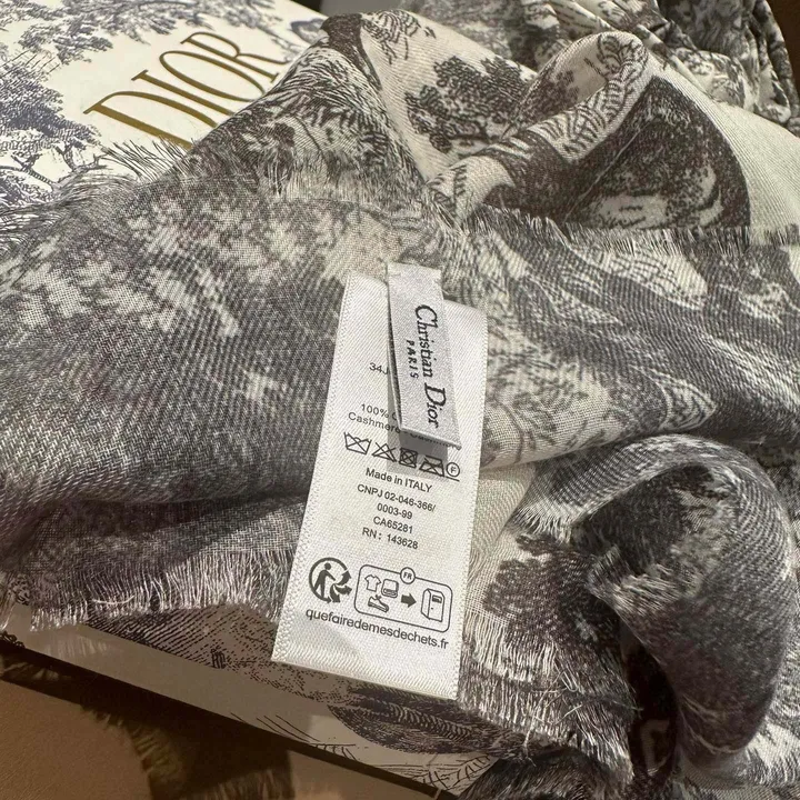 スーパーコピー ディオール マフラー