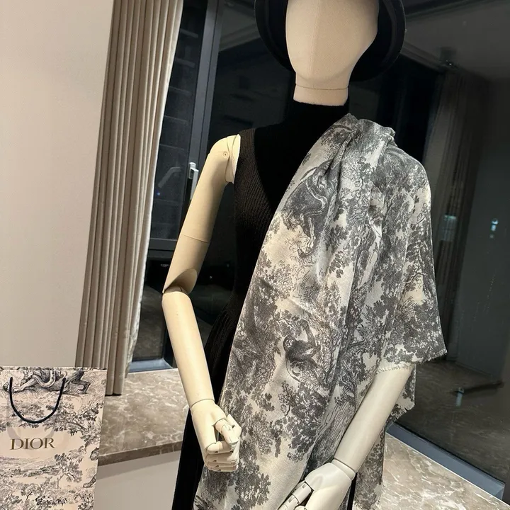 スーパーコピー ディオール マフラー