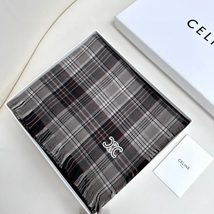 スーパーコピー セリーヌ マフラー