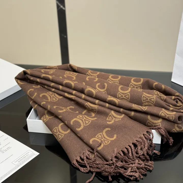 スーパーコピー セリーヌ マフラー