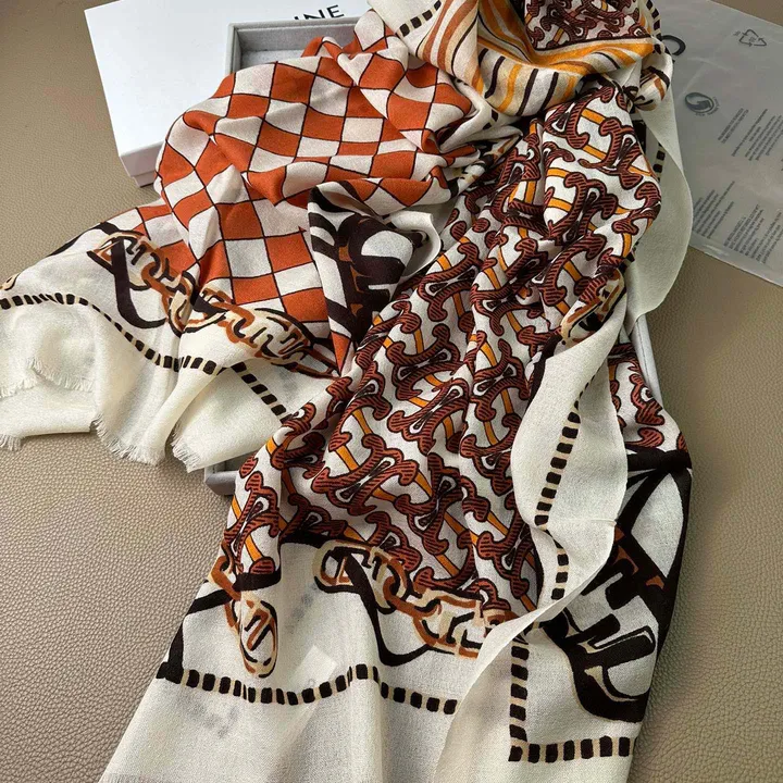 スーパーコピー セリーヌ マフラー