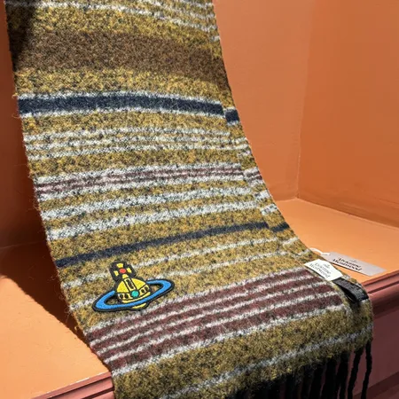 スーパーコピー ヴィヴィアン・ウエストウッド マフラー