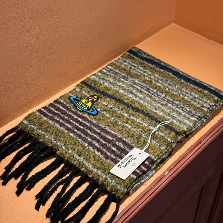 スーパーコピー ヴィヴィアン・ウエストウッド マフラー