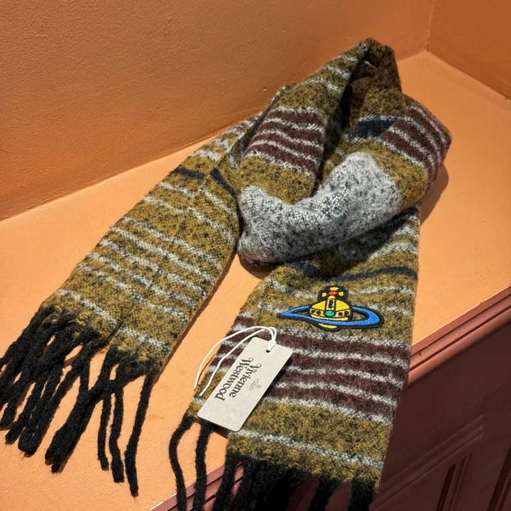 スーパーコピー ヴィヴィアン・ウエストウッド マフラー