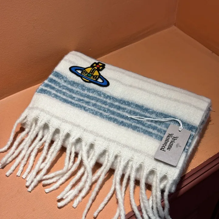 スーパーコピー ヴィヴィアン・ウエストウッド マフラー