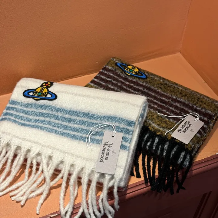 スーパーコピー ヴィヴィアン・ウエストウッド マフラー