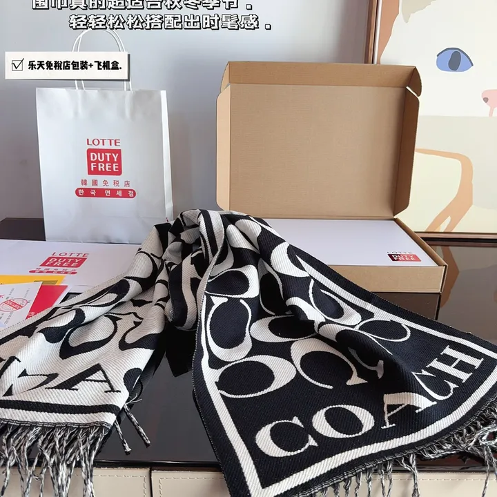 スーパーコピー コーチ マフラー