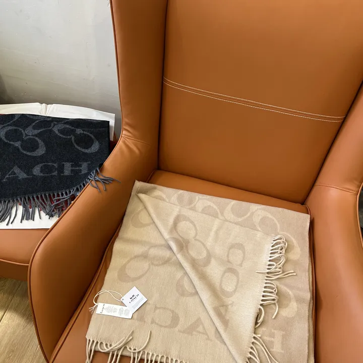 スーパーコピー コーチ マフラー