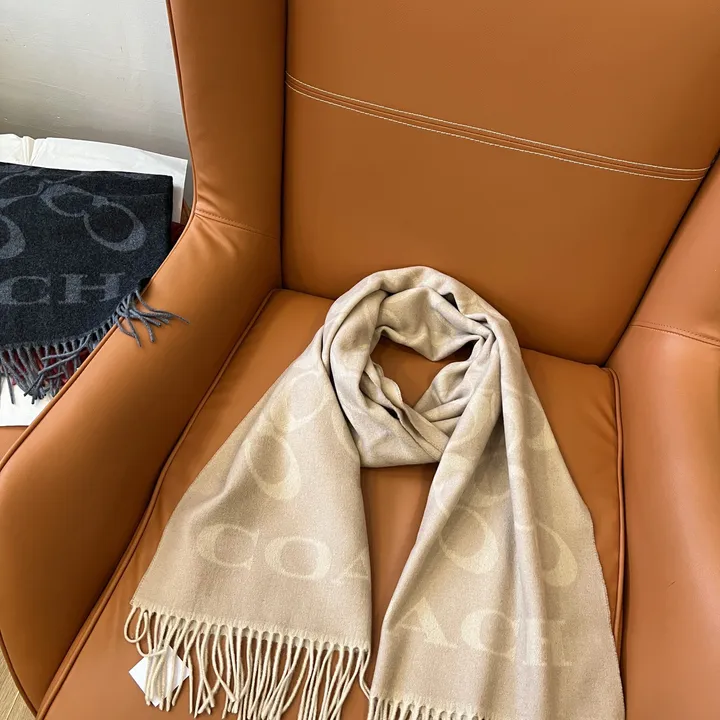 スーパーコピー コーチ マフラー