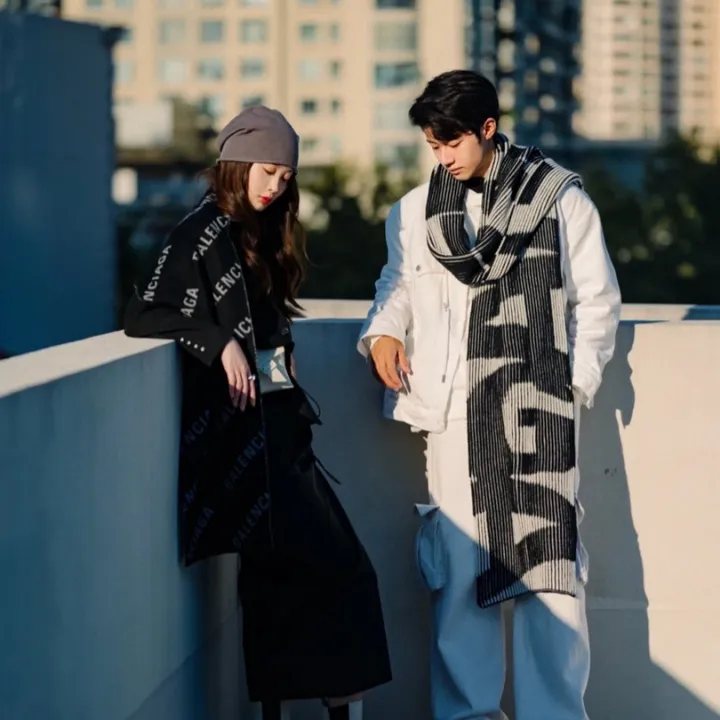 スーパーコピー バレンシアガ マフラー