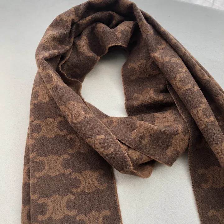 スーパーコピー セリーヌ マフラー