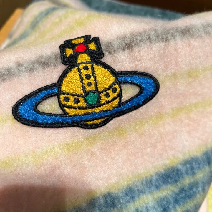 スーパーコピー ヴィヴィアン・ウエストウッド マフラー