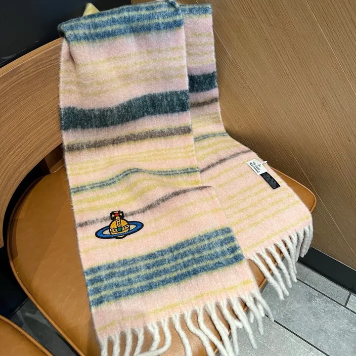 スーパーコピー ヴィヴィアン・ウエストウッド マフラー