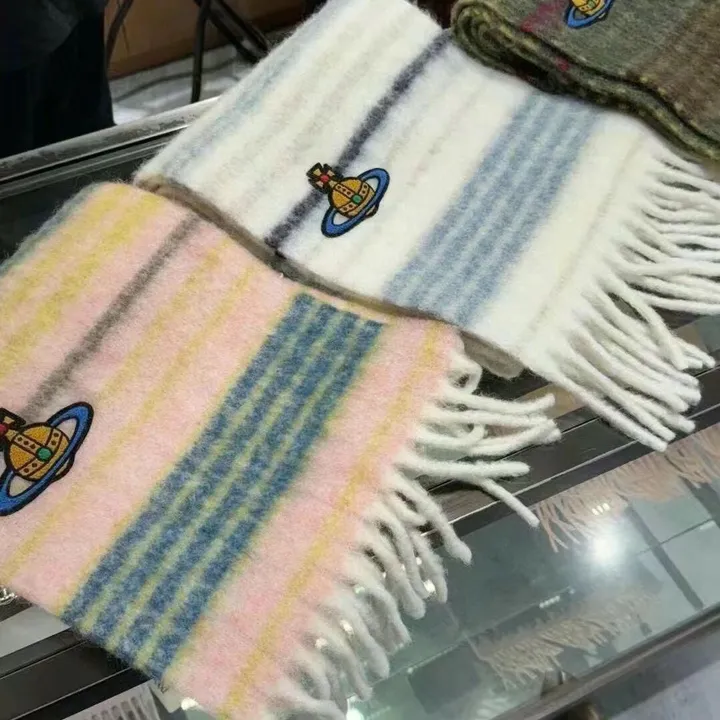 スーパーコピー ヴィヴィアン・ウエストウッド マフラー