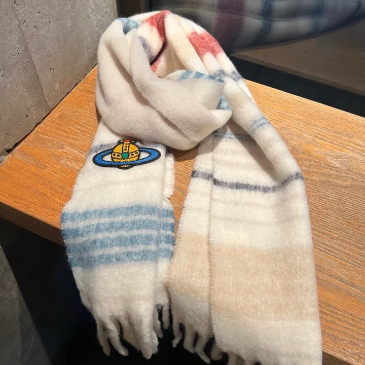 スーパーコピー ヴィヴィアン・ウエストウッド マフラー