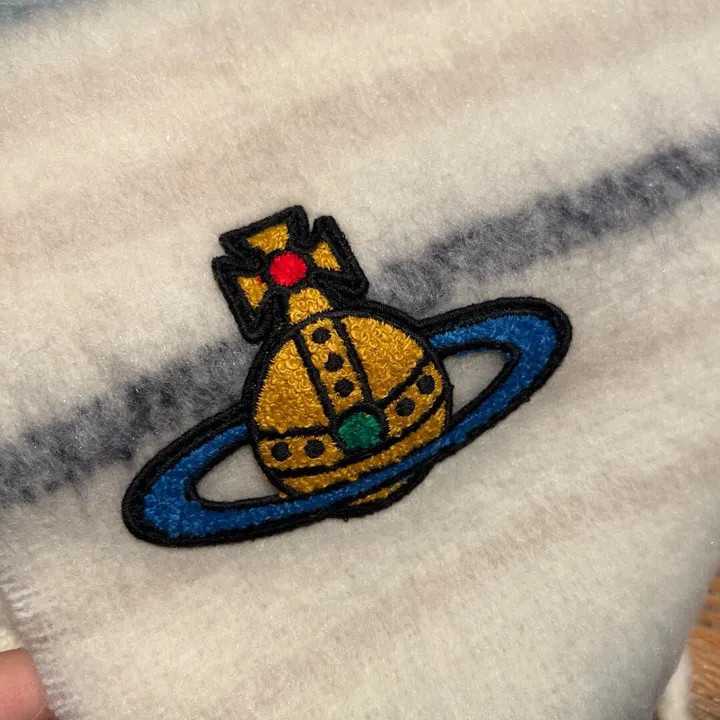 スーパーコピー ヴィヴィアン・ウエストウッド マフラー