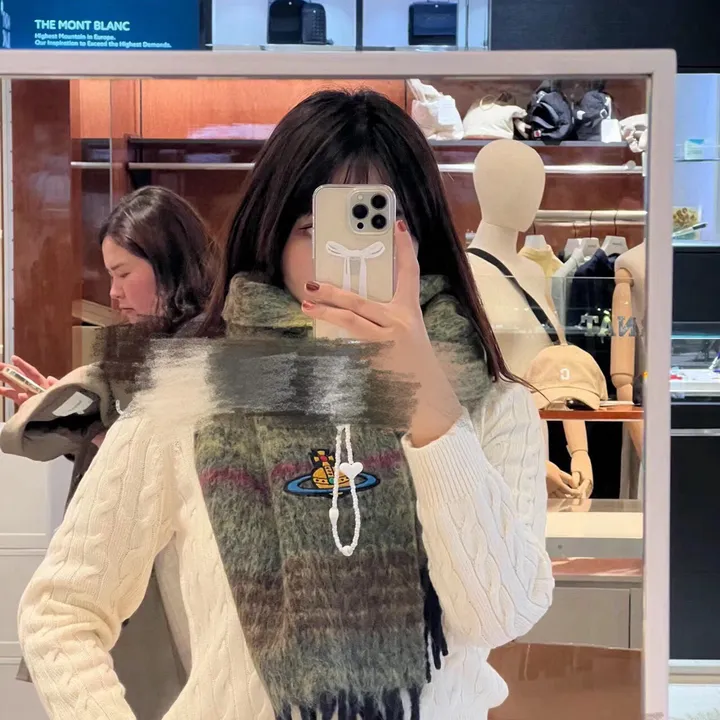 スーパーコピー ヴィヴィアン・ウエストウッド マフラー