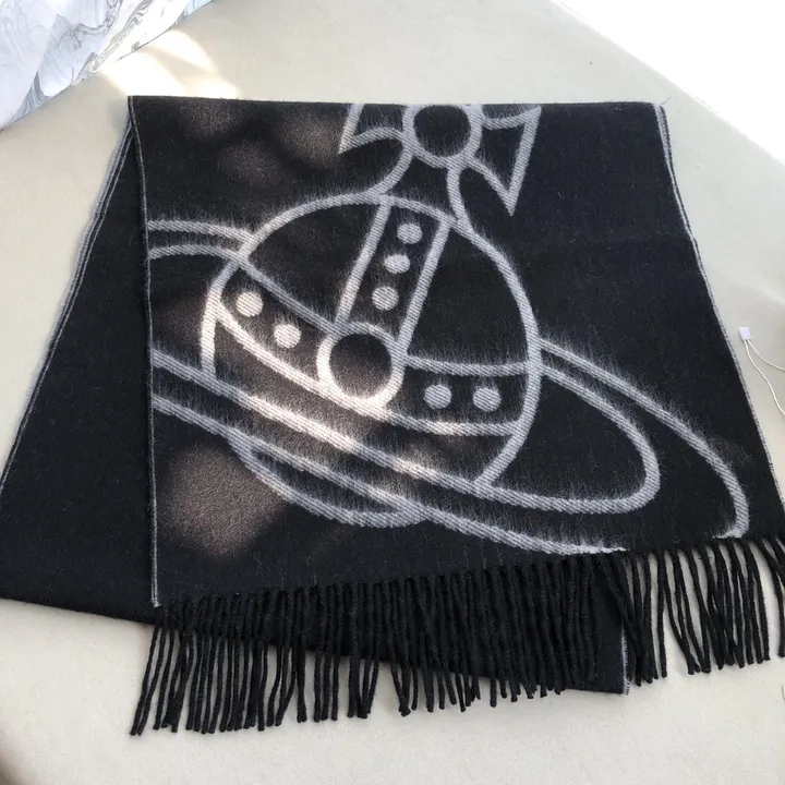 スーパーコピー ヴィヴィアン・ウエストウッド マフラー