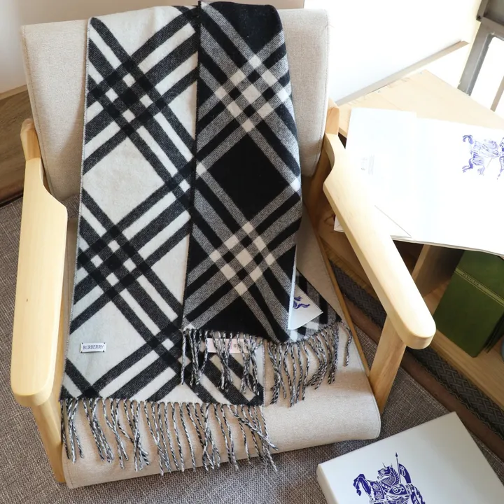 スーパーコピー バーバリー ス マフラー