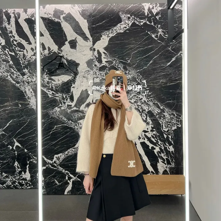 スーパーコピー セリーヌ マフラー