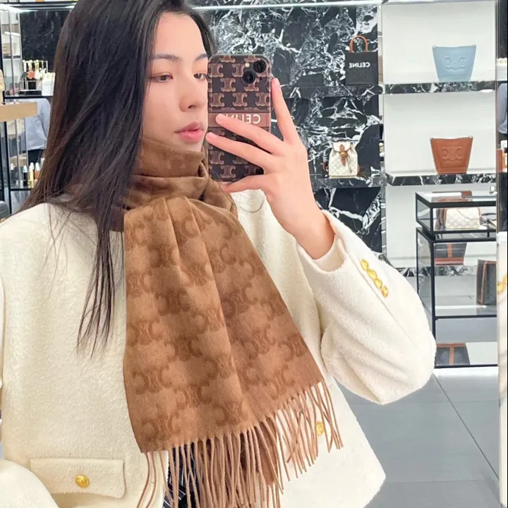 スーパーコピー セリーヌ マフラー