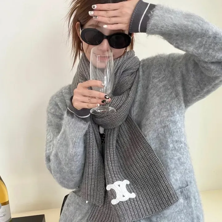 スーパーコピー セリーヌ マフラー