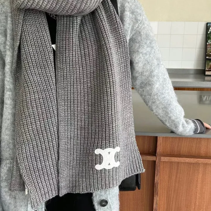 スーパーコピー セリーヌ マフラー