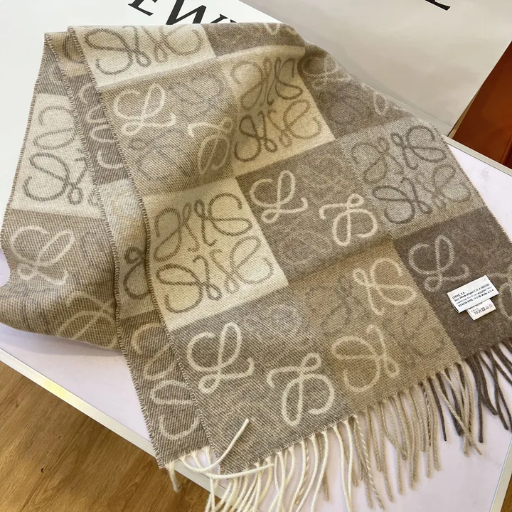 スーパーコピー ロエベ マフラー