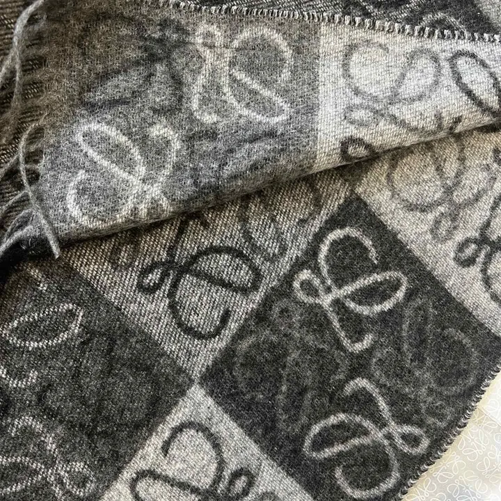 スーパーコピー ロエベ マフラー