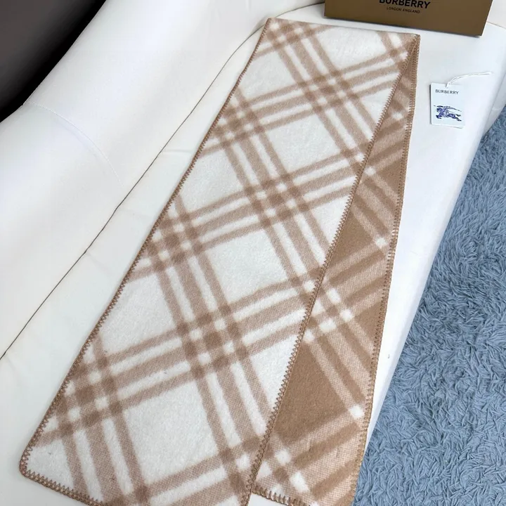 スーパーコピー バーバリー ス マフラー