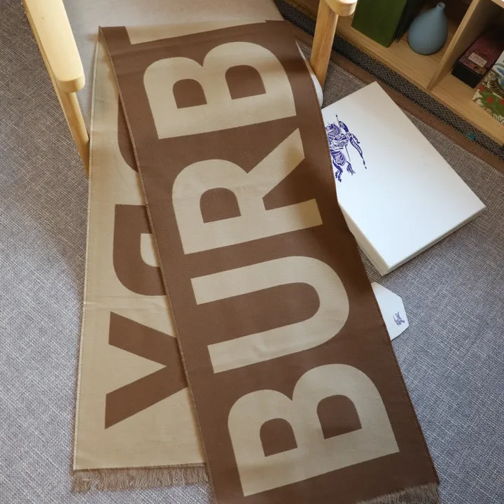 スーパーコピー バーバリー ス マフラー