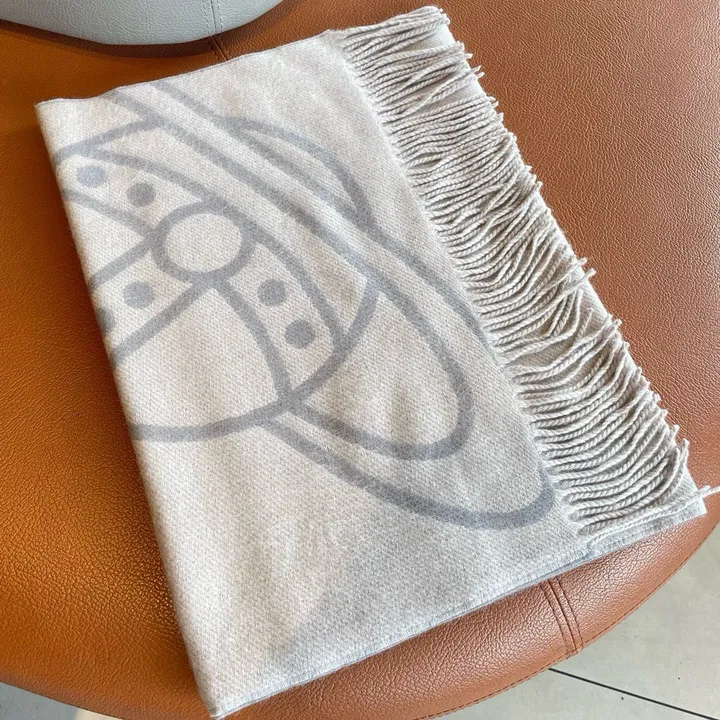 スーパーコピー ヴィヴィアン・ウエストウッド マフラー