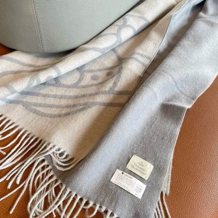 スーパーコピー ヴィヴィアン・ウエストウッド マフラー