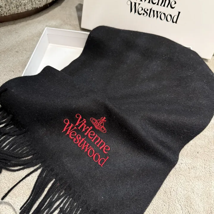 スーパーコピー ヴィヴィアン・ウエストウッド マフラー