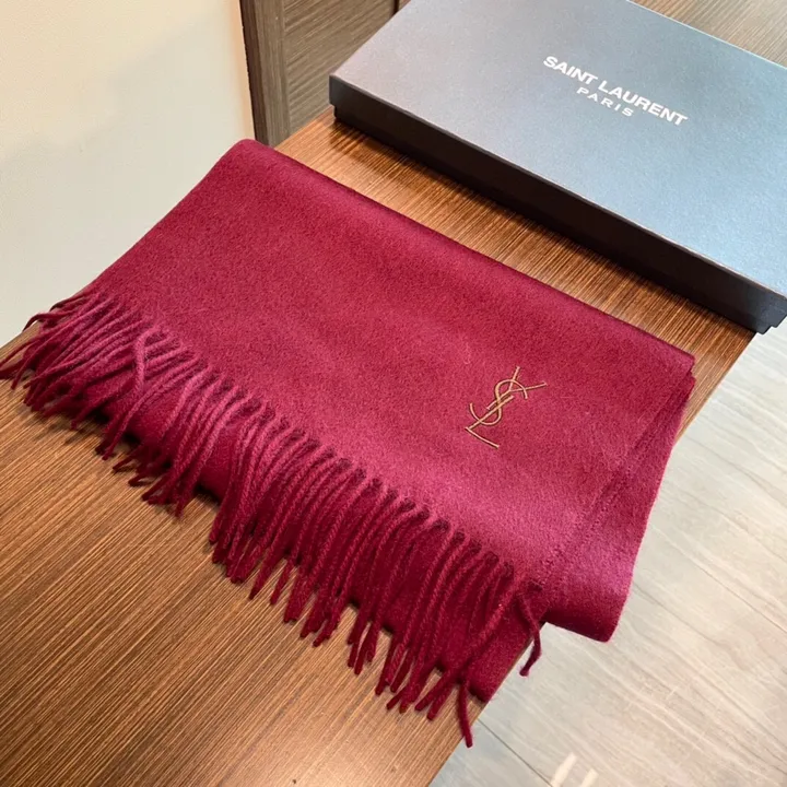 スーパーコピー バレンシアガ マフラー