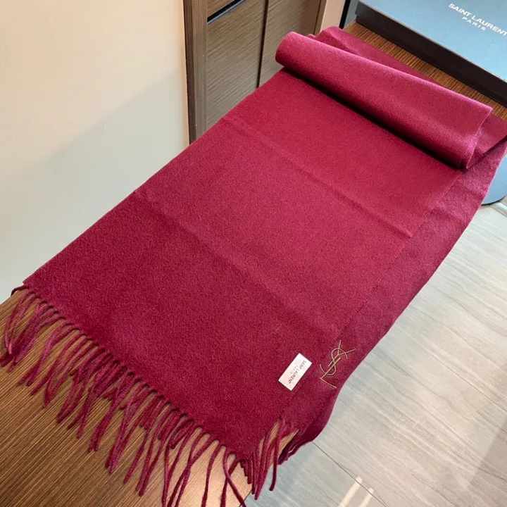 スーパーコピー バレンシアガ マフラー