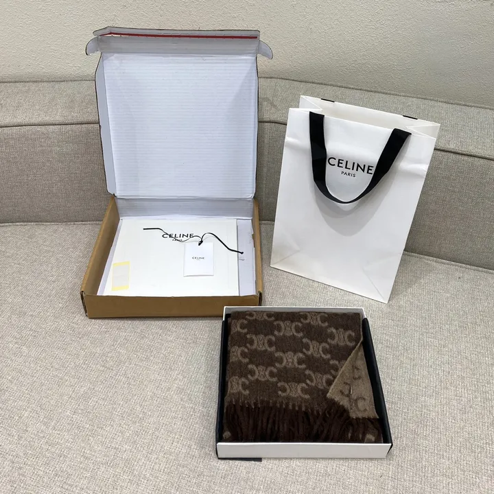 スーパーコピー セリーヌ マフラー