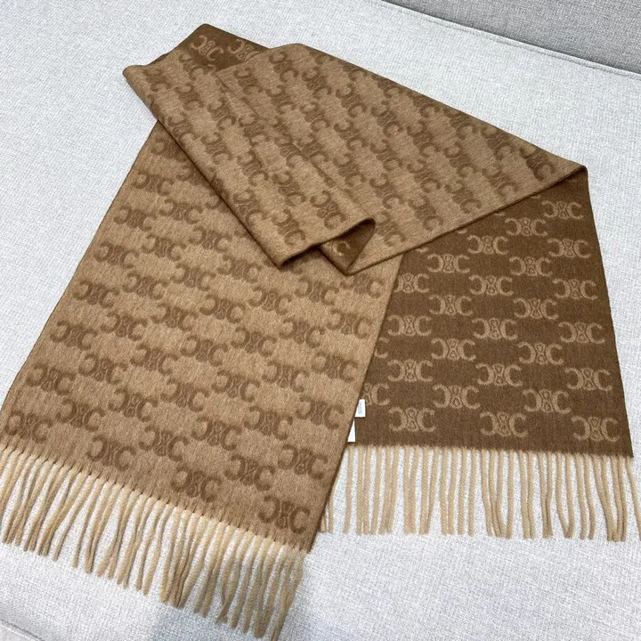 スーパーコピー セリーヌ マフラー