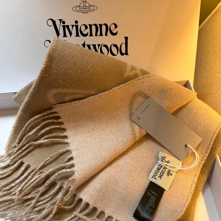 スーパーコピー ヴィヴィアン・ウエストウッド マフラー