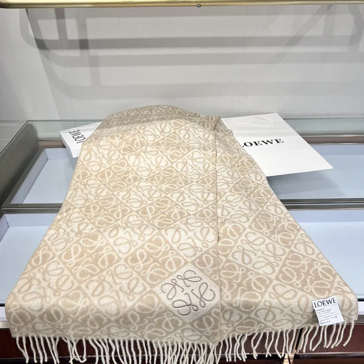 スーパーコピー ロエベ マフラー