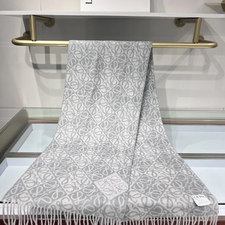 スーパーコピー ロエベ マフラー